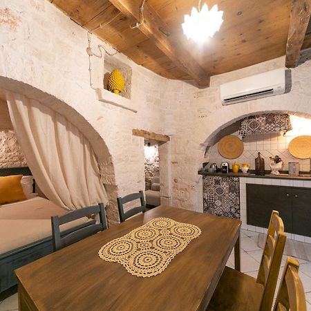 Вілла Trullo Arboris Альберобелло Екстер'єр фото