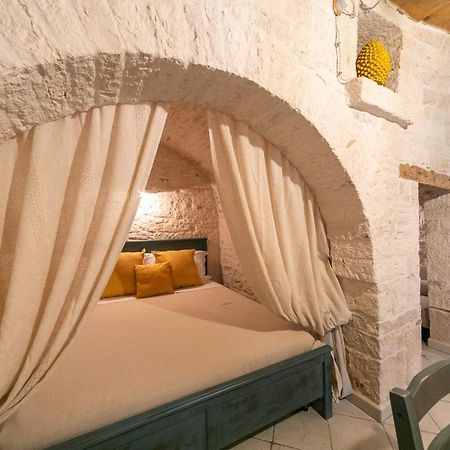 Вілла Trullo Arboris Альберобелло Екстер'єр фото